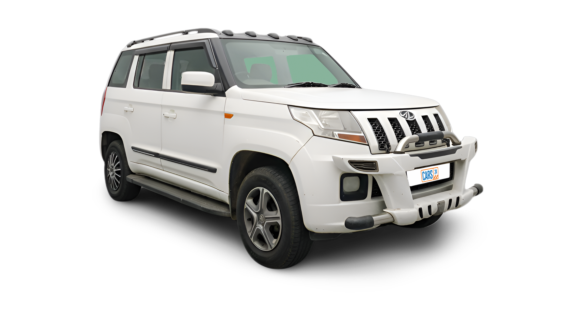 Mahindra TUV300-img